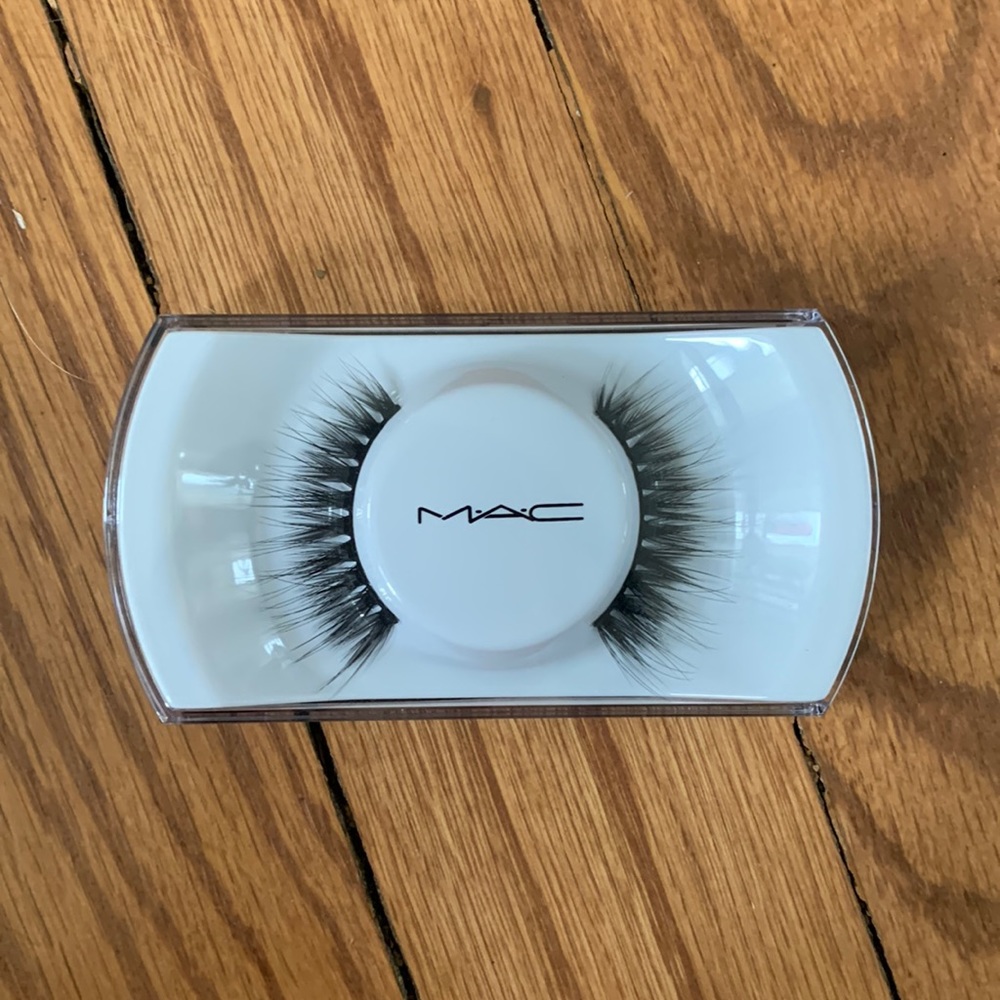 Mac goddess lash